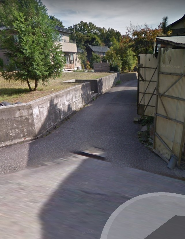 あわら市春宮３丁目　土地の前面道路含む現地写真
