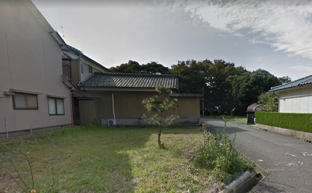あわら市春宮３丁目　土地の前面道路含む現地写真
