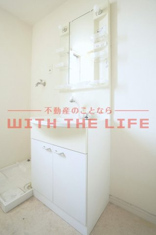 カーサ・レイデン【キャッシュバック対象物件】の独立洗面台|独立洗面台です