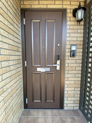 【玄関】 | エリシオン日高Ｇ棟