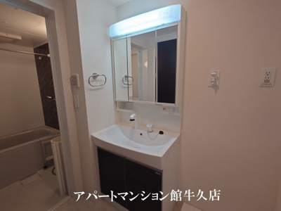 【独立洗面台】 | Diva