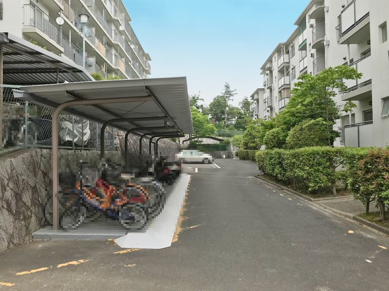 高槻塚原台ハイツ　13号棟のその他共用部分