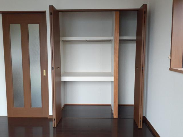 サンハイツ長者ヶ台Ｂ棟の収納