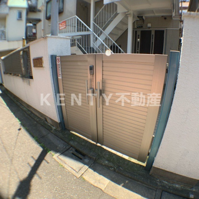 【エントランス】 | DSハウス | 建物の内部です