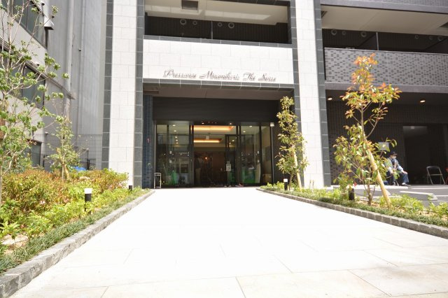 プレサンス南堀江ザセンスのエントランス