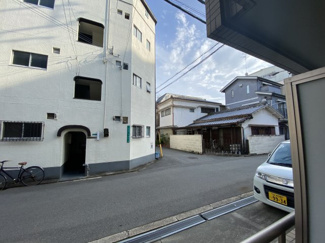 【展望】 | 閑静な住宅街