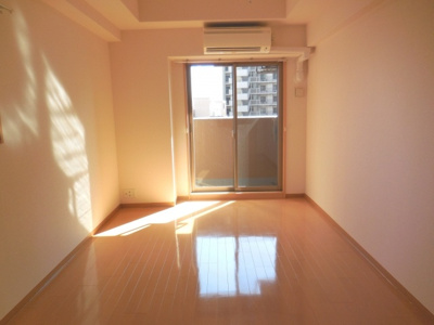 【洋室】 | エステムコート神戸ハーバーランド前Ⅳベイライト