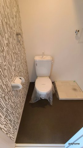 ストリーム江坂　仲介手数料無料のトイレ