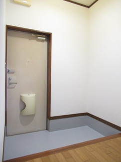 【玄関】 | ニューシティ三千苅