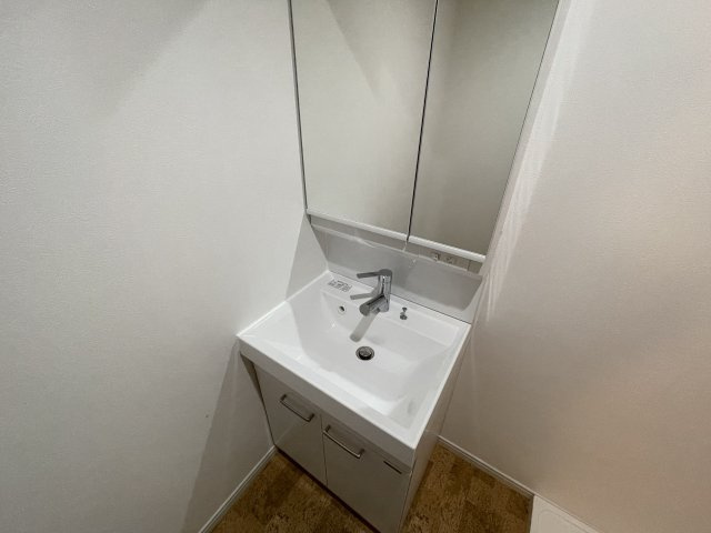 【独立洗面台】