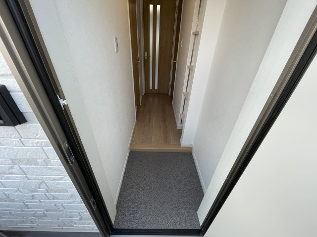 【玄関】