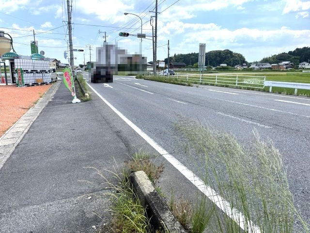 【前面道路含む現地写真】の画像