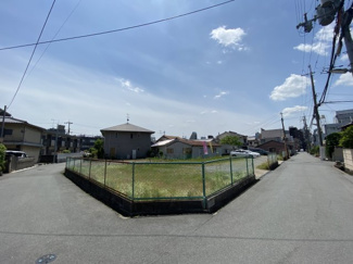 【前面道路含む現地写真】