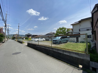 【前面道路含む現地写真】