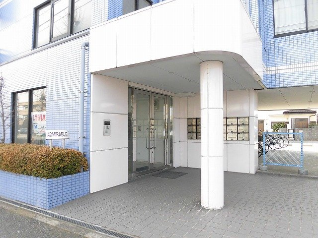 ADMIRABLEのエントランス