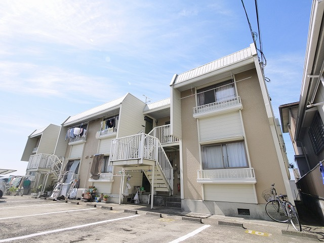 ヴィラ大安寺の外観|外観もきれいです