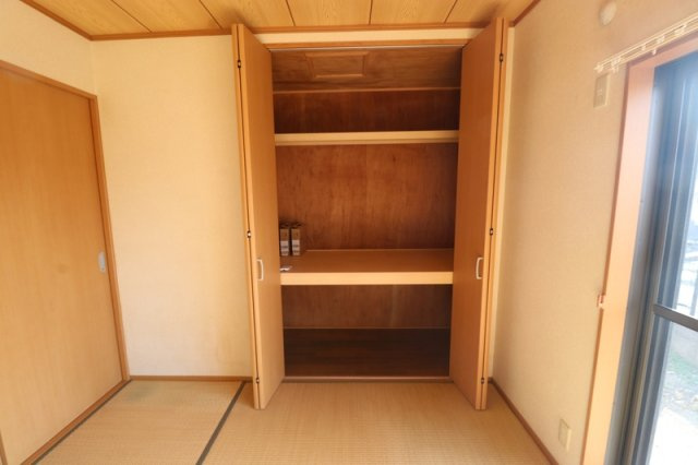 湯川4丁目戸建の収納