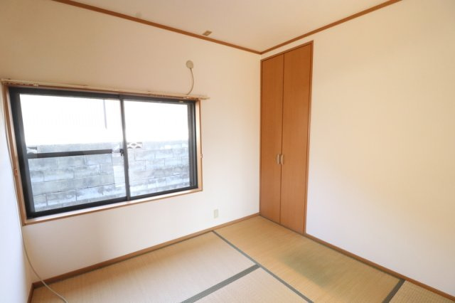 湯川4丁目戸建の和室