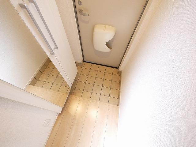 クレメントⅡの玄関|きれいな玄関です