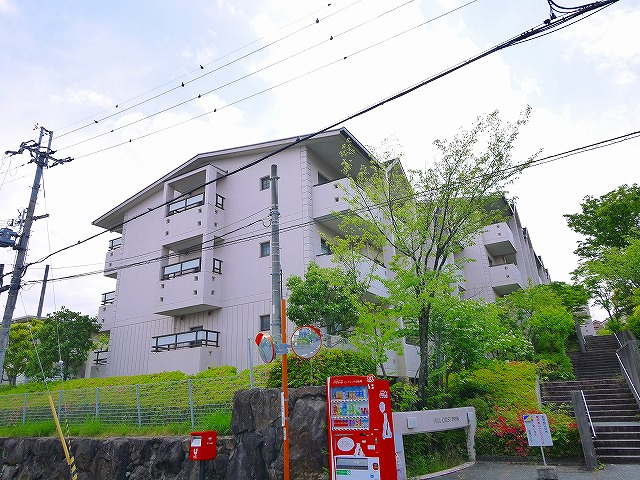 ヒルクレストあやめ池