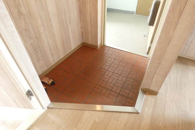 【玄関】 | コーポウィステリア