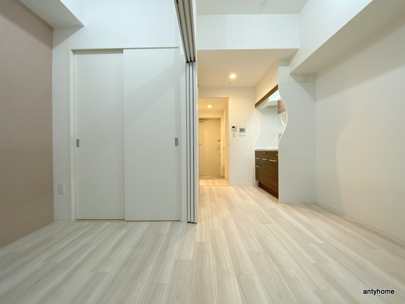 セレニテ天満橋アリア　仲介手数料無料の居間・リビング