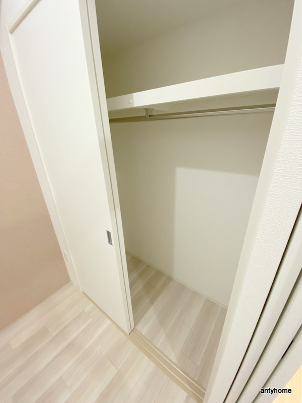 セレニテ天満橋アリア　仲介手数料無料の収納