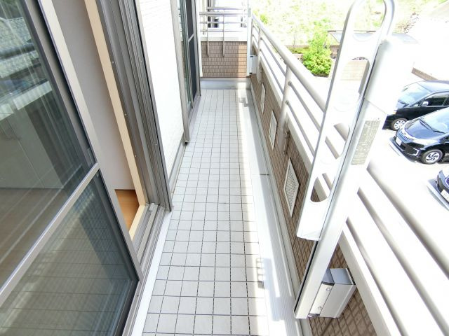 シャーメゾン泉ヶ丘のバルコニー