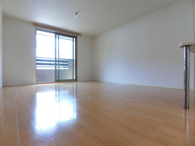 シャーメゾン泉ヶ丘の居間・リビング