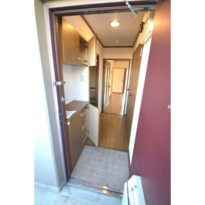 【玄関】 | ファミーユＡ棟