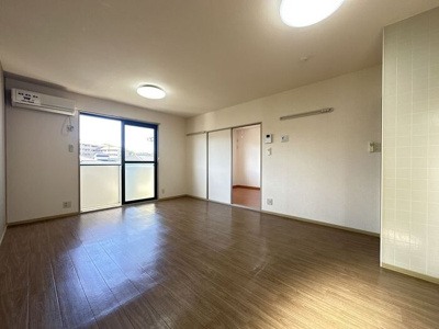 【居間・リビング】 | ティンカー・ベルⅢ