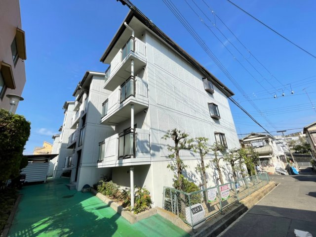 ハピネスの外観