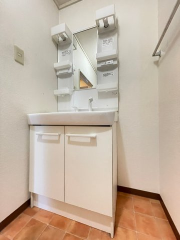 ハピネスの洗面所