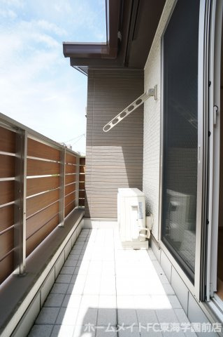 熊本市中央区水前寺公園のアパートのバルコニー