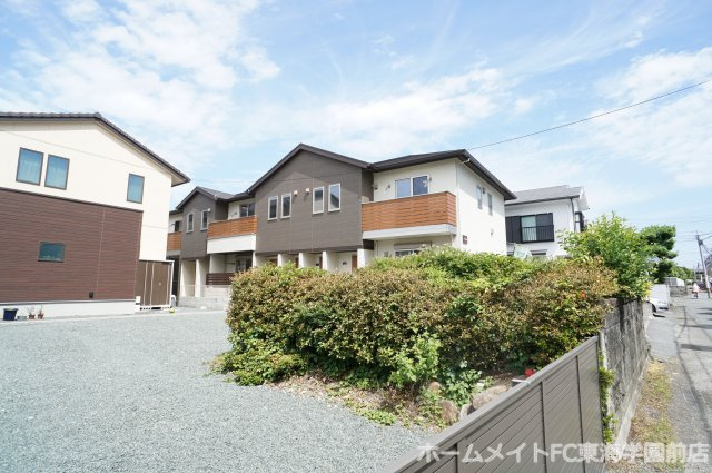 熊本市中央区水前寺公園のアパートの外観