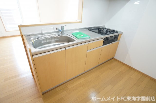 熊本市中央区水前寺公園のアパートのキッチン