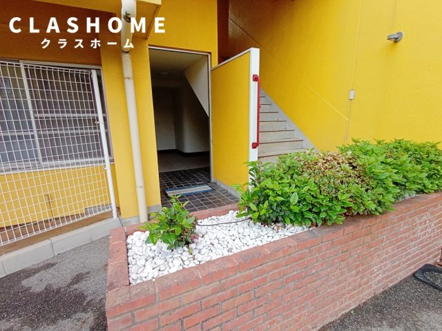 池端レジデンス　　　刈谷市近郊の賃貸はクラスホーム　　　のエントランス