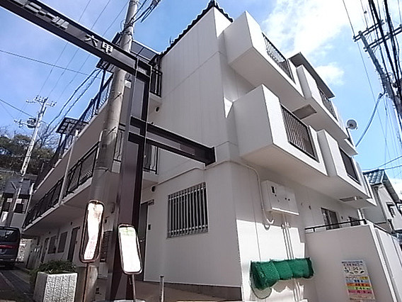 ユニーブル六甲の外観