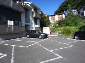 【駐車場】