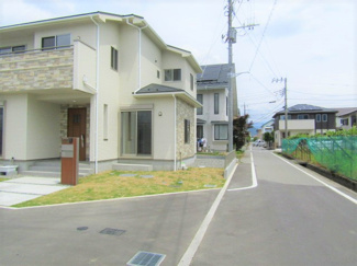 【前面道路含む現地写真】 | 前面道路含む現地写真です
【東側】道路幅員4.6ｍ