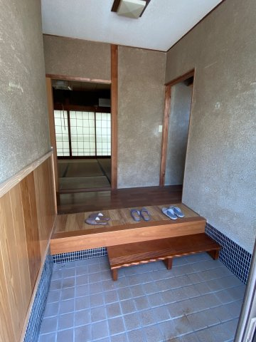 和歌山市内原・中古戸建・112908の玄関