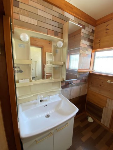 和歌山市内原・中古戸建・112908の洗面所