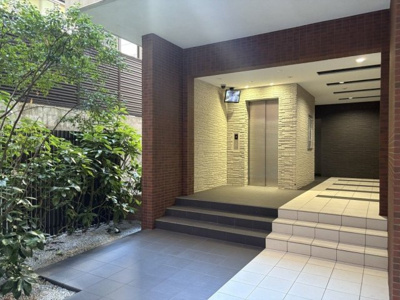【エントランス】 | ムーンリバー久留米東町