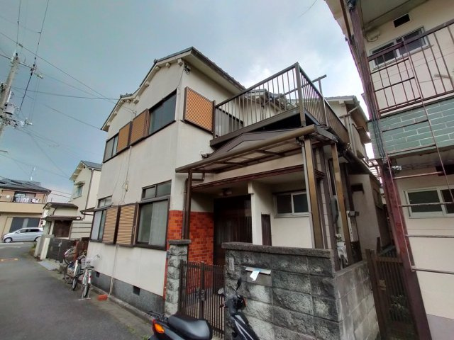 枚方市上島東町のテラスの外観