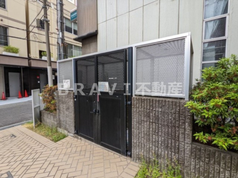 ジュネーゼ大阪城南　BRAVI不動産のその他共用部分|【ジュネーゼ大阪城南】ごみ置き場