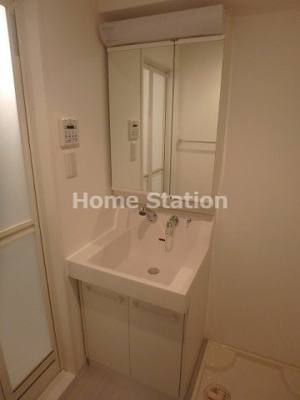 【独立洗面台】 | アドバンス西梅田Ⅲエミネンス