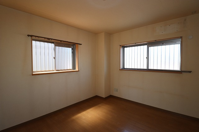 サンモール北竹島の洋室|洋室です
※間取り反転の場合あり