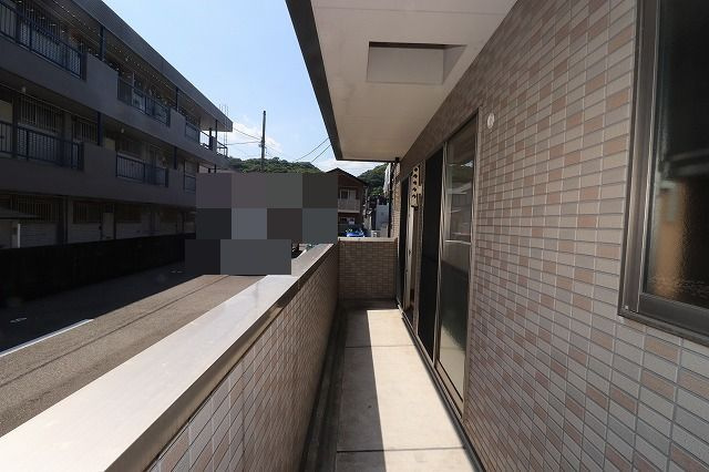 サンモール北竹島のバルコニー|外からの目が気にならないバルコニーで洗濯物が干せます