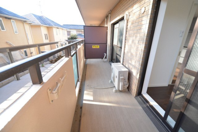 【バルコニー】 | NLC豊中グリーンプレイスⅢ | 南西向きバルコニー