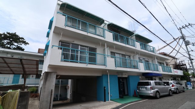 グリーンヒル舞子の外観